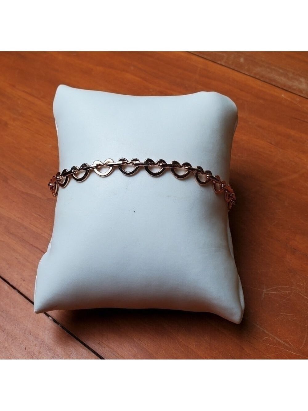 Bracelet, gold colored hearts